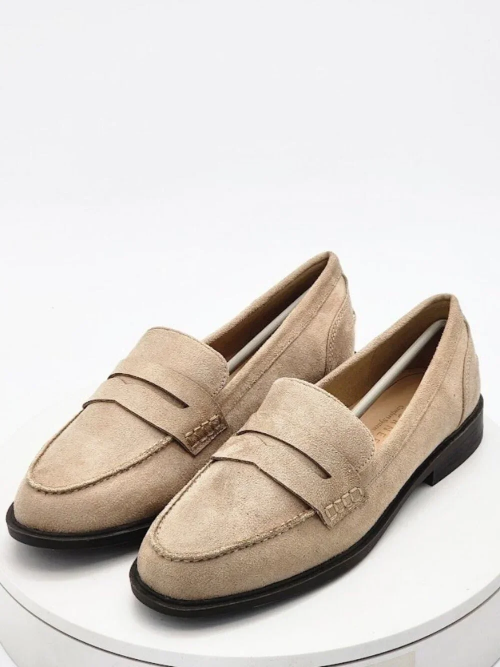 Journee Collection Brooks Taupe Penny Loafers Women’s Size 8.5 Wide WD